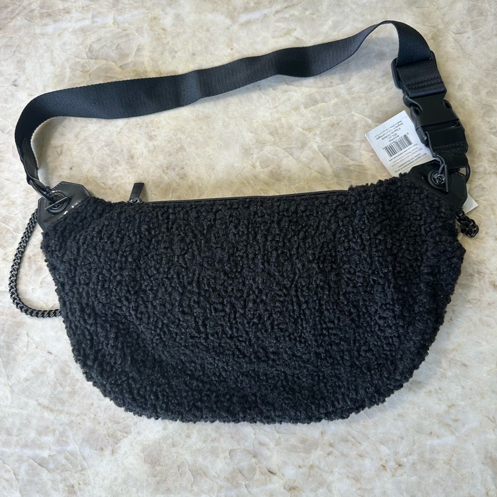 Black Sherpa/Sherling Crossbody Convertible Bum Bag - Picture 2 of 11